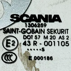 SCANIA Fenêtre de porte gauche