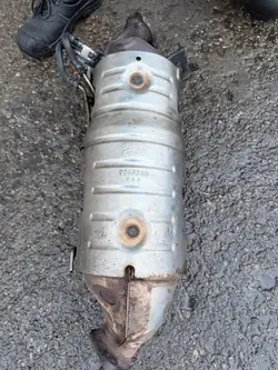 Catalyseur OEM KATALIZATOR H350 HYUNDAI H350 13-