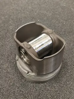 MAN D2676 Motor Kolben OEM 51025006488 mit Ringen