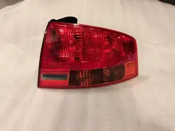 Audi A4 B7 Sedán Luz Trasera Derecha 8E5945096