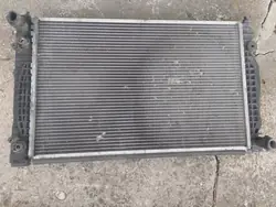 Radiador de Agua Audi A4 B5 A6 C5 2.4 2.8 Automático OEM