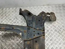 Chrysler Voyager 2008 Vorderes Hilfsrahmen OEM AMD83066