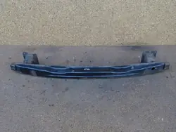 AUDI Q3 8U Takapuskuri Palkki 8U0807003 8U0807309D