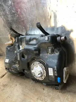 Bränsletank OEM A2474701704 för CLA II 1.3 B 2022