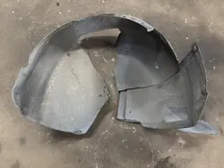 Right Front Wheel Arch VW Golf VI 1K5805978B