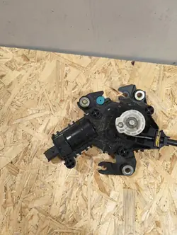Heckklappenzug OEM Dociag klapy für Peugeot