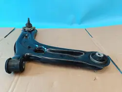 VW Passat B8 Variant 2.0 TDI 110kW Bras de Suspension Avant Droit OEM 3Q0407152S