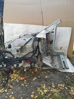 Tesla Model 3 2019 Front Right Quarter Panel OEM 176162