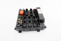Módulo de caixa de fusíveis Opel Signum 2004 OEM 13189923