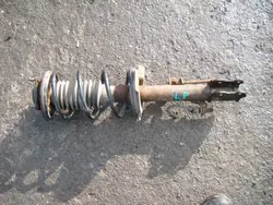 OEM LUK826 Etuvasen Jousitus Ford Maverickille