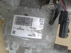 Compresseur A/C Dacia 926003541R