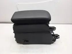 OEM 7106977 Armauflage Stauraum Peugeot 208 II