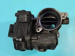 Cuerpo de mariposa Opel Zafira B 1.9 CDTI 48CPD1
