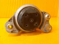 Vasen moottorituki Mercedes-Benz GLC W253 A2052401000