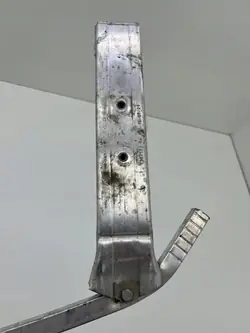BMW OEM 8058977 Traverse inférieure avant - Occasion