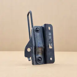 Vasen konepeltilukko OEM 32297821 Volvo EX90:lle