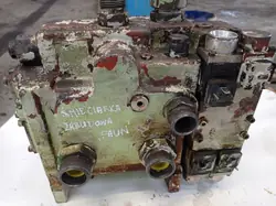 Bloc Hydraulique OEM BLOK HYDRAULICZNY RENAULT FAUN MANAGER G220