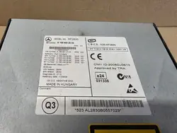 Mercedes-radio OEM A1699002000 (26) - Käytetty