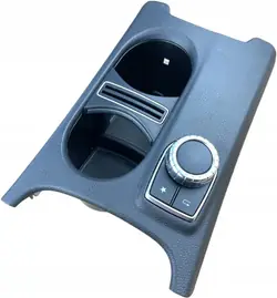 Bekerhouder OEM A1766801610 voor Mercedes CLA W176