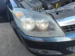 OEM LAMPA PRAWA PRZÓD PRZEDNIA OPEL ASTRA H III 3 EUROPA CZARNA