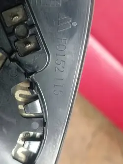 Verre de rétroviseur gauche BMW 7 OEM F0152115 - Chauffant