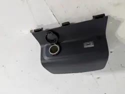 12V-pistorasia Citroen C3 III OEM 9829485677