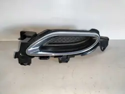 OEM A2058856603 Tampa escape esquerda Mercedes
