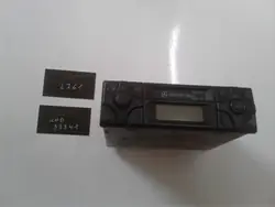 Radio Mercedes W210 OEM 2108200986 - Usado