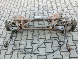 Viga do eixo traseiro OEM BELKA TYŁ OŚ ZAWIESZENIA VOLVO V50