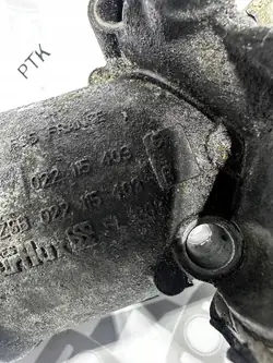 Öljynsuodattimen Perusta Jäähdyttimella Passat B6 3.6 V6 022115403S