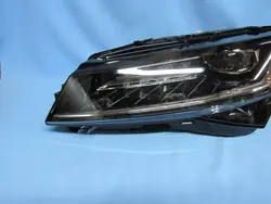 Linker Skoda SuperB 3V1 III Lift Crystal Lighting