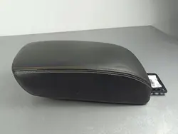 Jeep Compass konsoli käsinoja OEM FOB16781