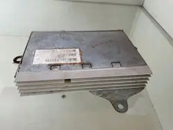 Amplificador de Audio Dodge OEM 04672377AF - Usado