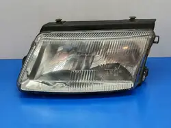 OEM CADILAK-Bochnia-498988- Vänster strålkastare för VW Passat B5