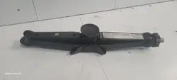 Mercedes W447 Vito domkraft OEM 6395800218 - Begagnad
