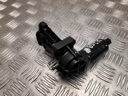 Plaque de fermeture OEM LJ8B-14B287-AE avec moteur Ford Mustang