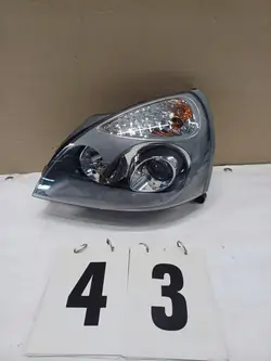 Farol Dianteiro Esquerdo Renault Clio II 7701057656