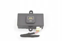 Panneau Port USB OEM 96125-P2510 pour Kia Sorento IV