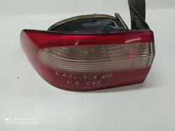 Lámpara trasera izquierda RENAULT LAGUNA II 8200002473