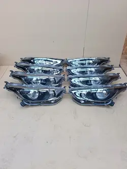 Farol Esquerdo Direito Toyota Yaris IV 2021-2025 MNB5321