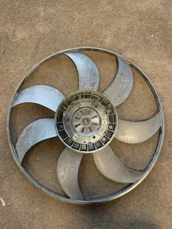 Ventilateur de radiateur BMW 5 F10 F11 OEM 2890900050