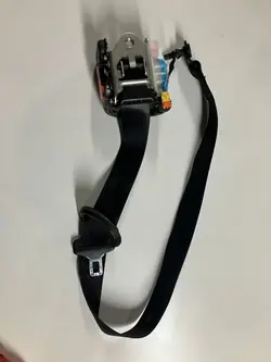 Sicherheitsgurt vorne rechts Mercedes A-Klasse W176 OEM A1768602285