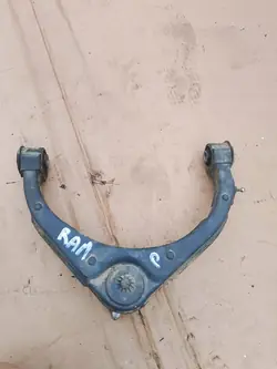 DODGE RAM 1500 V 19 Braccio di Controllo Superiore Destro