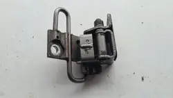 VW Passat B7 Främre Vänster Dörrgångjärn 3C8831411B LA8X