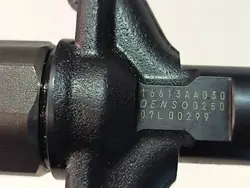 Inyector OEM 16613AA030 para Subaru Outback 2.0 D