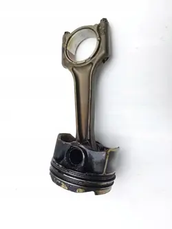 BMW 2 F45 2018 Kolv med Vevarm