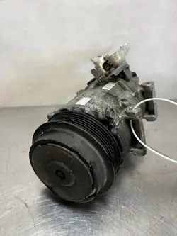 Compresor de Aire Acondicionado Mercedes W169 A0022306811