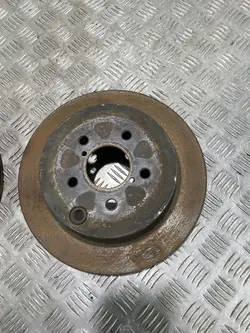 Disque de frein arrière Subaru FBZ20656 - OEM usagé