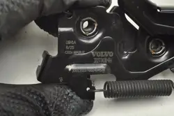 Volvo XC40 Motorhuvelås Höger OEM 32277430