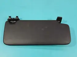 Pare-soleil gauche OEM IMPRK1558948 pour Mercedes W246